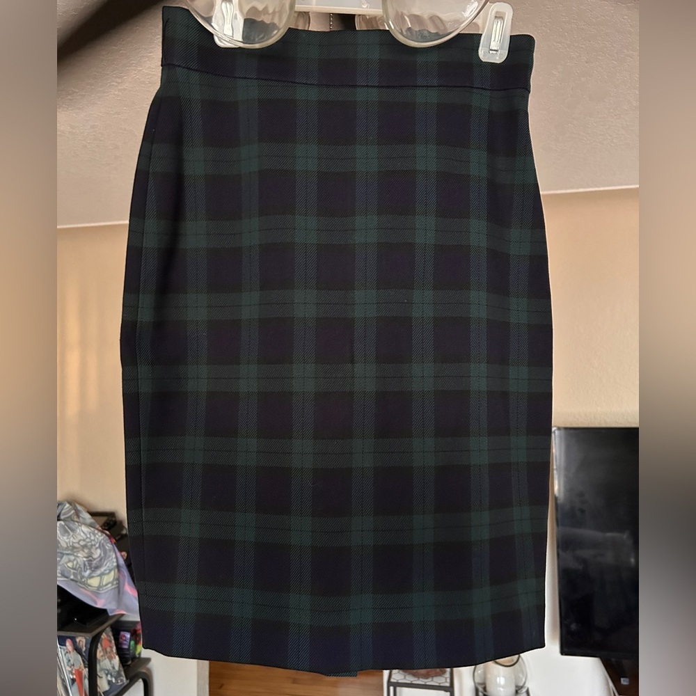 Ann Taylor navy blue and Green Plaid Pencil Skirt